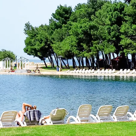 Newly Renovated App Goran Apartman Umag Kültér fotó