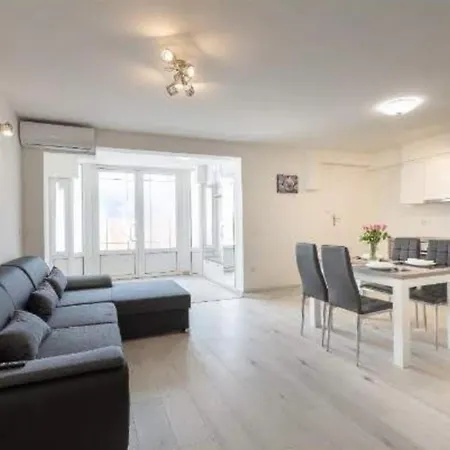 Newly Renovated App Goran Apartman Umag Kültér fotó